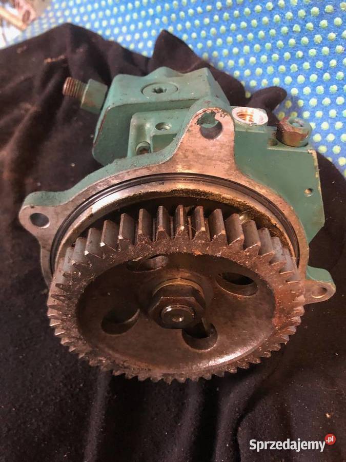 Volvo Penta D4 D6 3803633 889635 pompa paliwa Piła sprzedam