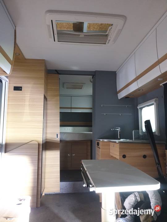 Zabudowa kampera dethless just 2025