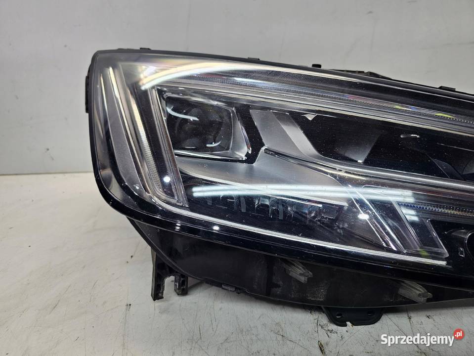 REFLEKTOR PRAWY PRZÓD FULL LED AUDI A4 B9 sprzedam