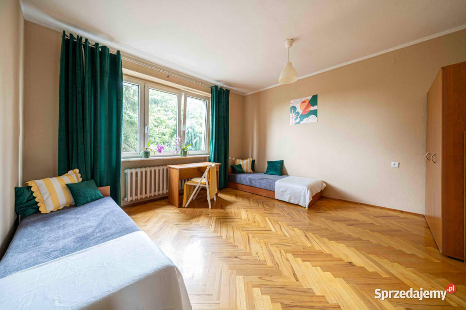 8 pokoi firmy biura zakwaterowanie Grunwald 39900m2