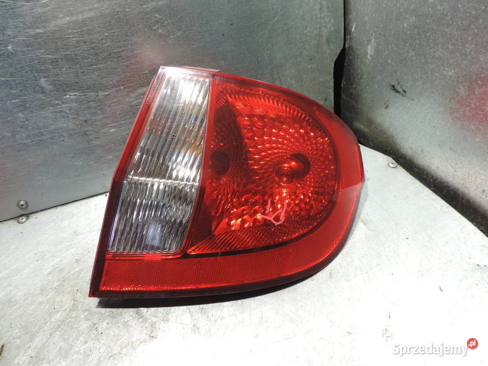 LAMPA PRAWY TYŁ HYUNDAI GETZ FL Lampy tylne Nowy Sącz