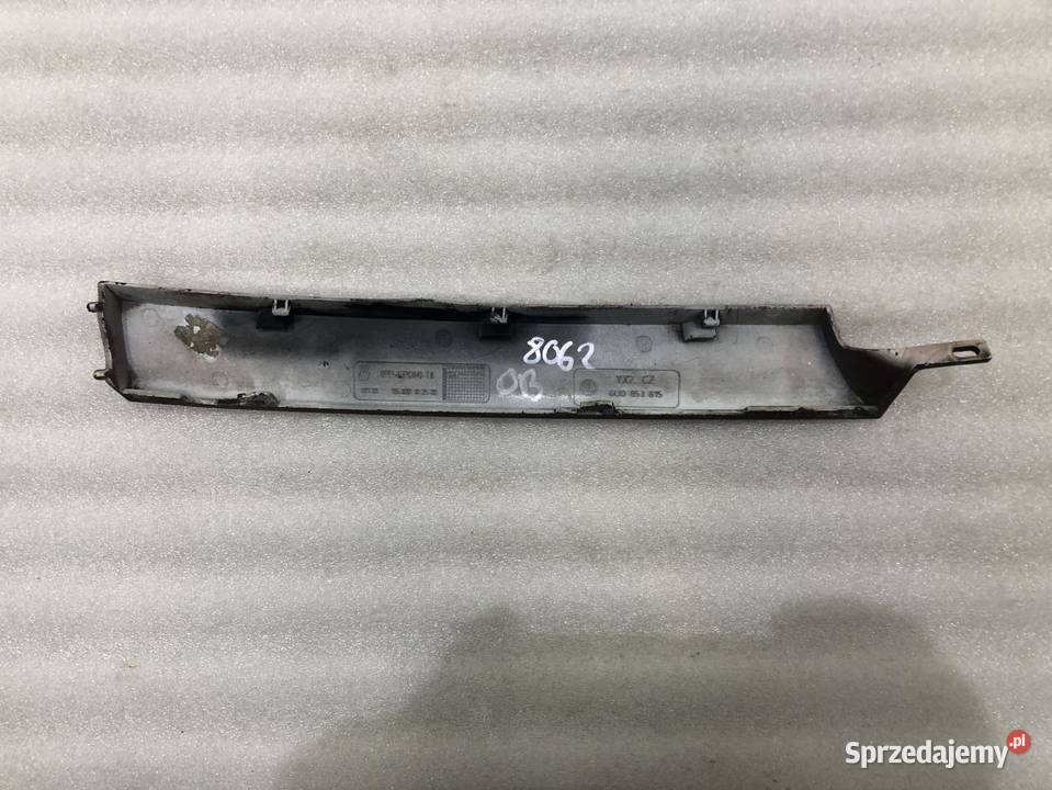 LISTWA POD LAMPĘ LEWY PRZÓD SKODA Listwy i nakładki