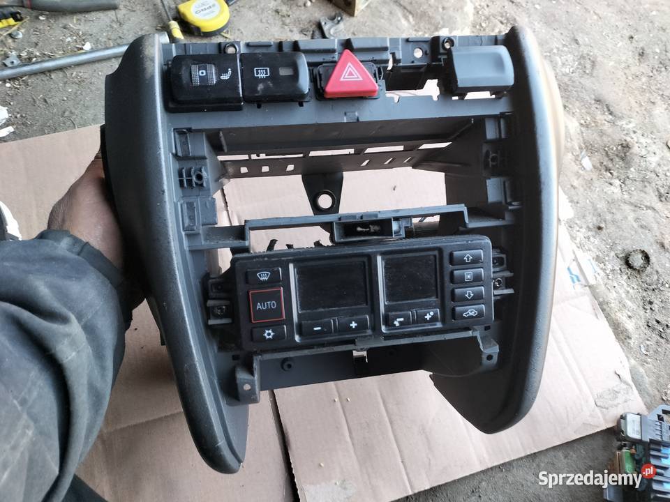 AUDI A38L A3 8L PANEL NAWIEWU RAMKA RADIA Kamień-Kolonia
