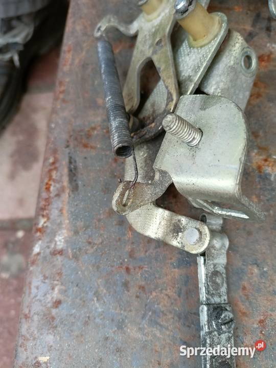 Mechanizm linki gazu silnik M102 Mercedes 190 Skarżysko-Kamienna