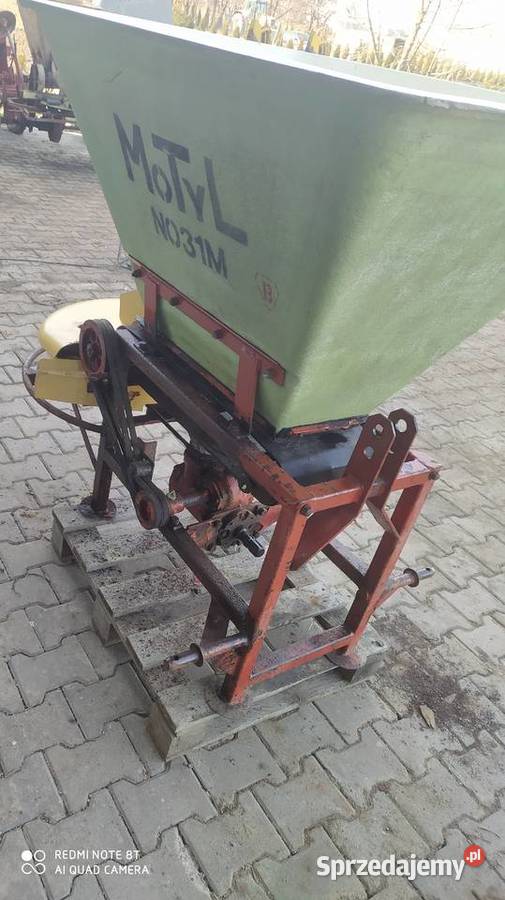 Rozsiewacz nawozów wapna motyl zawieszany Rolnictwo