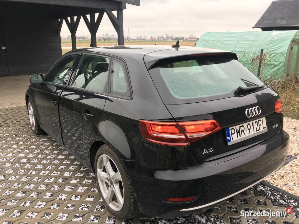 Audi A3 10 TFSI Sportback lakier metallic Września