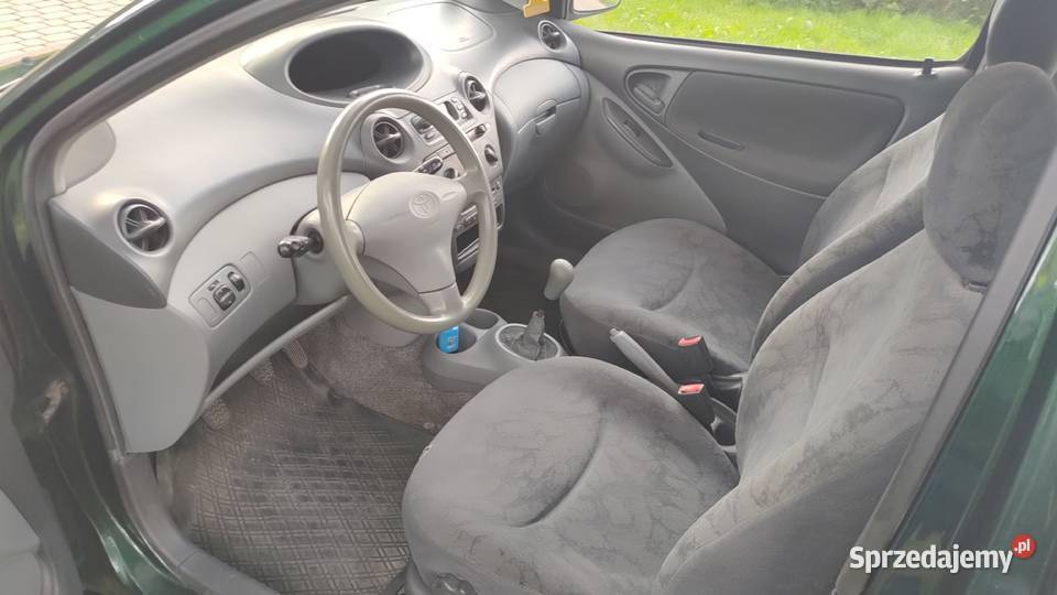 Toyota Yaris 10 VVTI 2001r Klima stan techniczny benzyna
