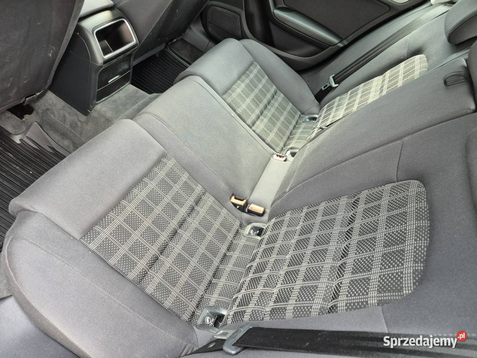 Audi A4 xenon led navi chromy ładny sedan B8 diesel lubelskie Drelów
