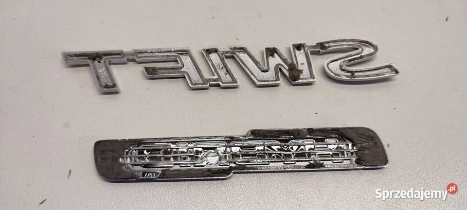 SUZUKI SWIFT MK9 EMBLEMAT ZNACZEK KLAPY HYBRID