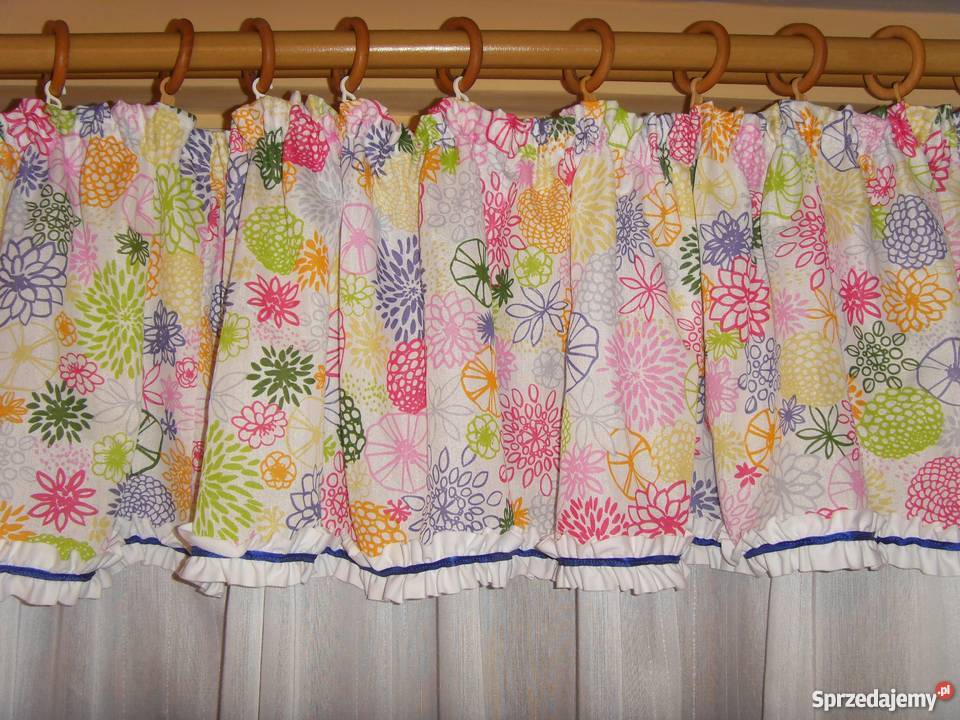 FIRANKA BIAŁA KWIECISTA FALBANA KOKARDKI WROCŁAW Wrocław