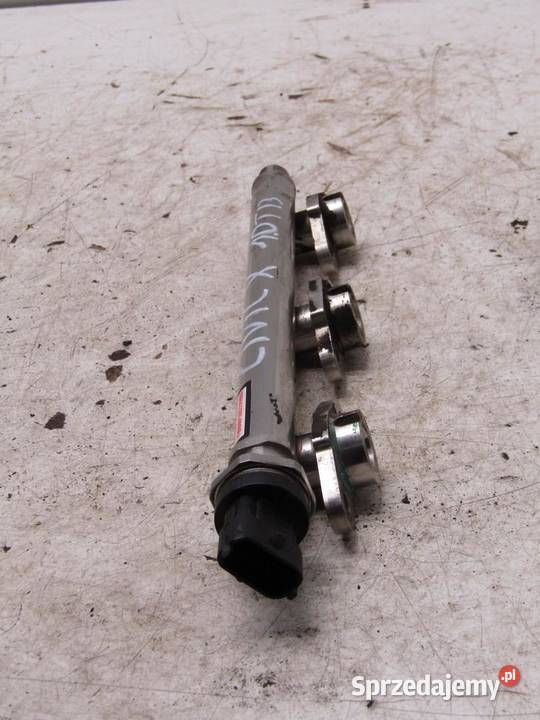 LISTWA WTRYSKOWA 10 VTEC HONDA CIVIC X 376305AZ osobowe