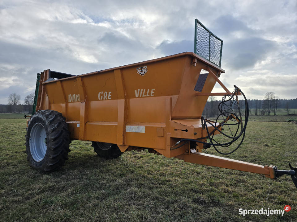 Rozrzutnik obornika DANGREVILLE 14 ton łańcuchy Włosty