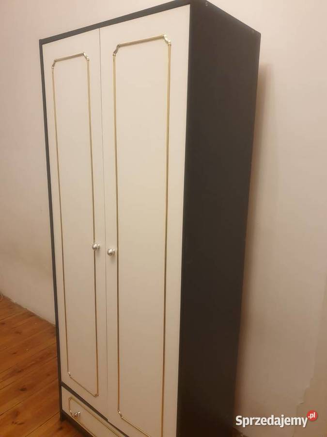 Ładna szafka na garderobe Poznań sprzedam