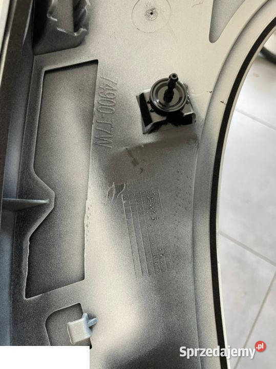 Honda HrV 17 spoiler klapy tył Kozubszczyzna