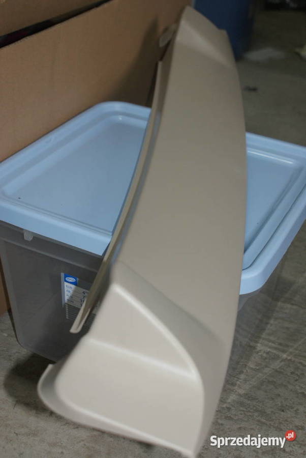 BMW F11 OSŁONA KLAPY BAGAŻNIKA 7210633 nowe osobowe mazowieckie Białobrzegi