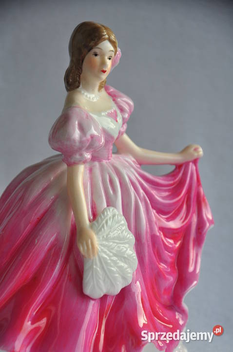 porcelana figurka sygnatura Łuków