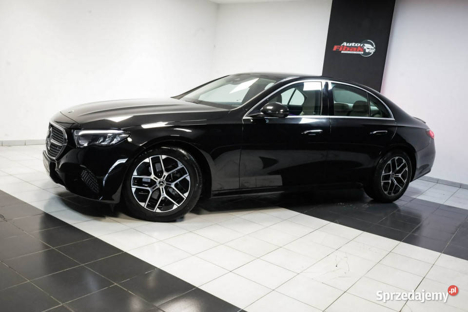 Mercedes E 200 4MaticSalon PolskaPakiet serwisowany w ASO Konstantynów Łódzki