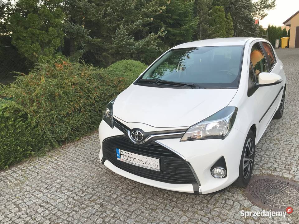 Toyota YARIS SPRINT 99 poj 1329 kamera cofania manualna Yaris Konin