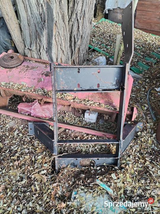 Sprzedam podstawę ramę dolna do tura do Ładowacz czołowy mazowieckie Rogolin