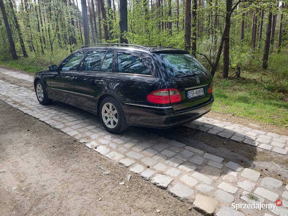 Mercedes W 211 32 CDI 2007 240KM dolnośląskie Środa Śląska