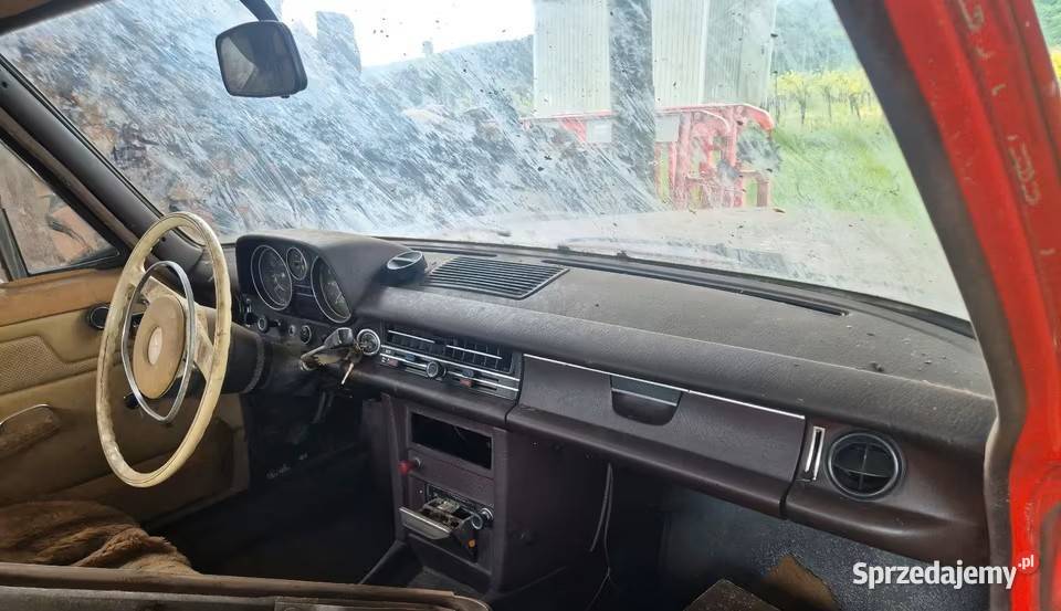 Mercedes 220D w115 Sedan 2200cm3 Zakopane