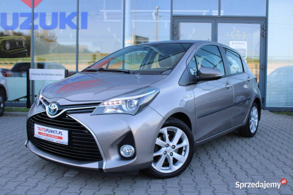 Toyota Yaris 2015r Salon Polska Niski przebieg sprzedam
