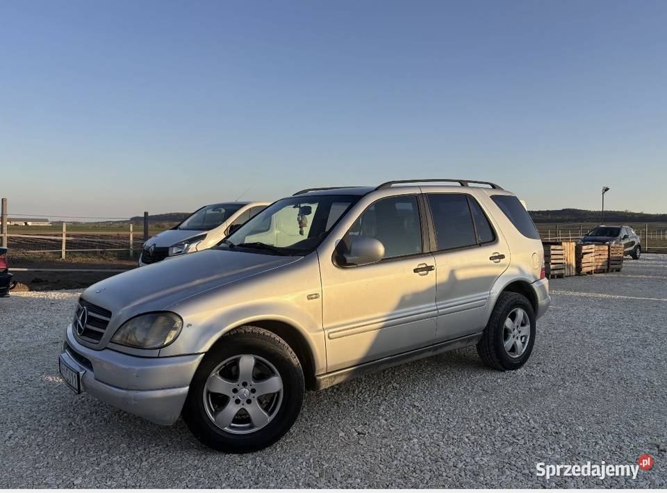 Mercedes ML 32 218 LPG HAK nieuszkodzony Pińczów sprzedam