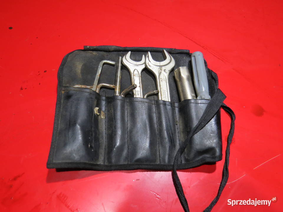 BMW GS 650 GS650 03 NARZĘDZIÓWKA zestaw kluczy Wrocław