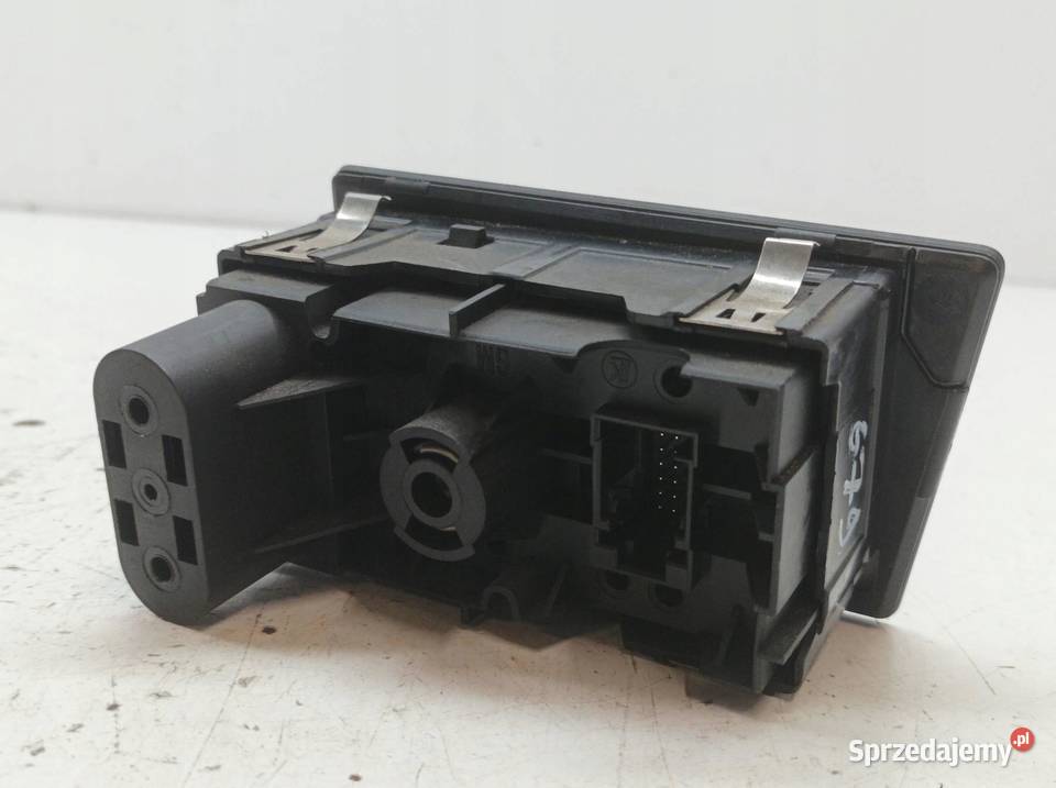 PRZEŁĄCZNIK ŚWIATEŁ 13205872 OPC Opel Zafira II świętokrzyskie sprzedam