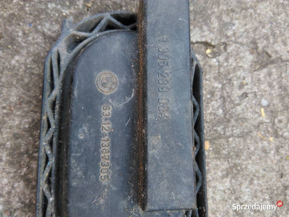Zaślepka osłona lampy BMW E46