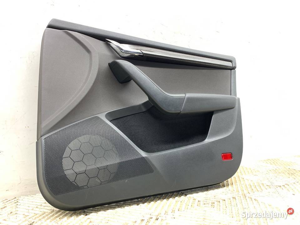 BOCZEK DRZWI PRAWY PRZÓD SKODA OCTAVIA III Kombi podkarpackie
