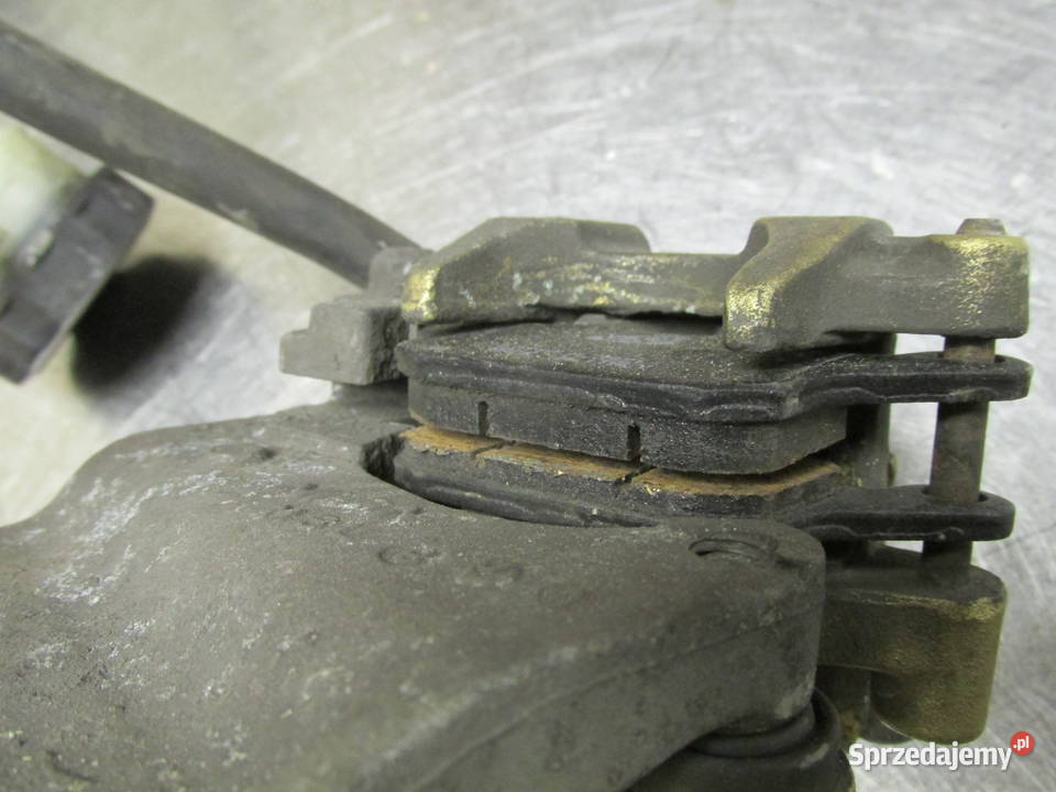 Tylny zacisk Honda NTV 650 Deauville