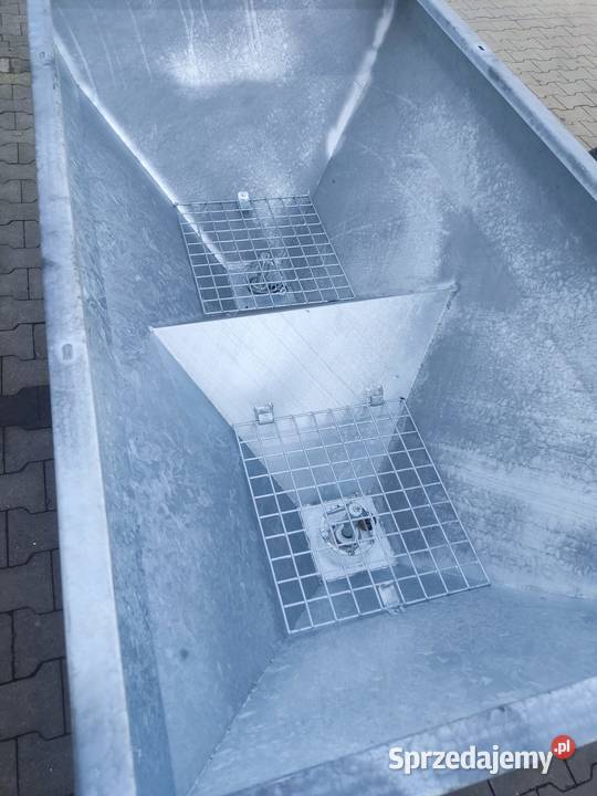 Doskonały Rozsiewacz dwutarczowy poj 400 do nieuszkodzony Rzeszów sprzedam