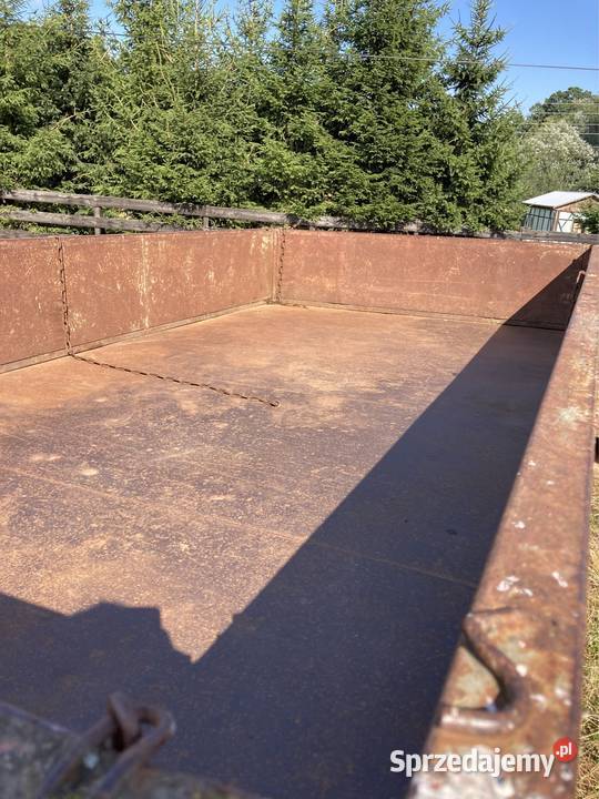 Przyczepa rolnicza D 47 WYWROTKA nieuszkodzony Niemcza