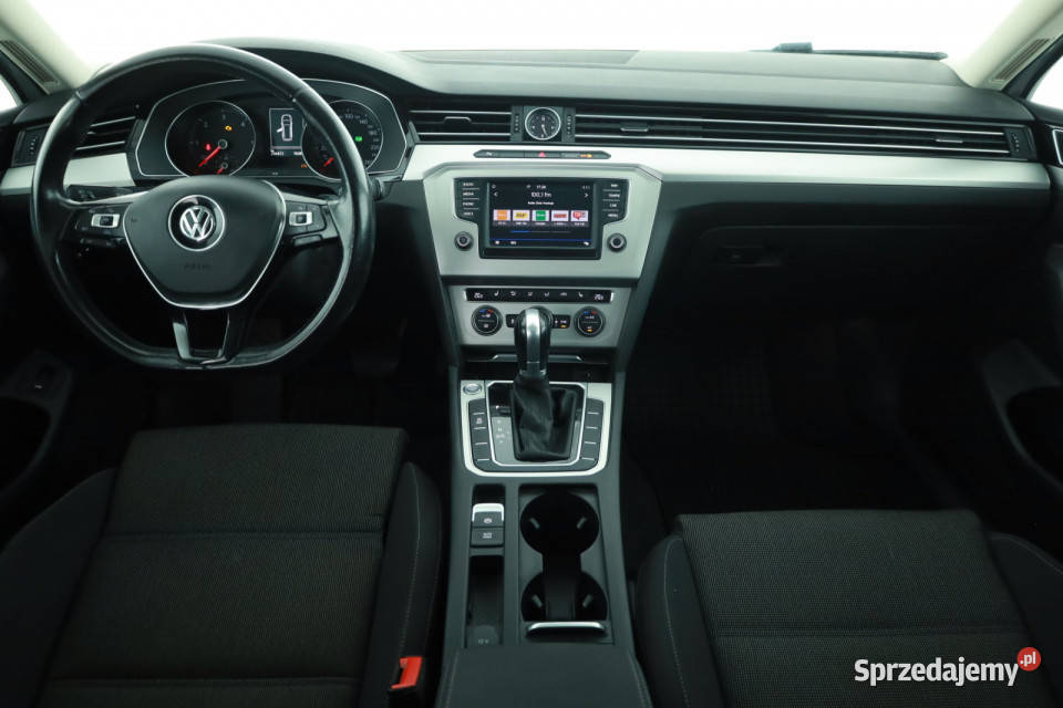 VW Passat 20 TDI gniazdo USB Motoryzacja