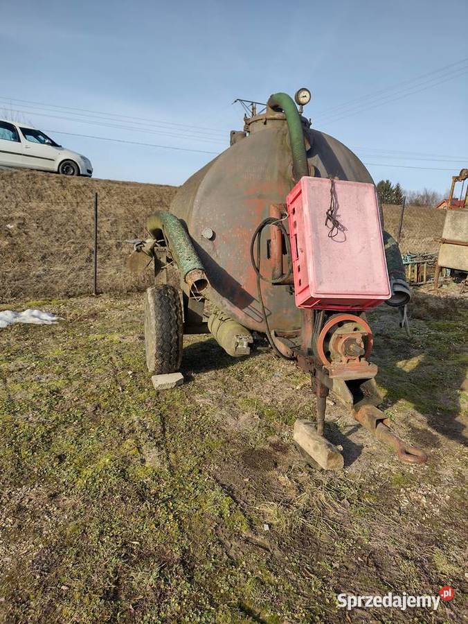 Beczkowóz wóz asenizacyjny Dowóz Spławy Pierwsze