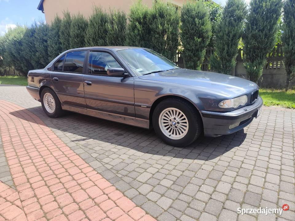 BMW 7 e 36 e 38 sedan 28 ccm gaz skrzynia Rok produkcji 2001 Kielce