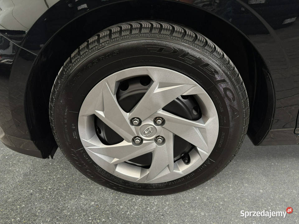 Hyundai i20 VAT 23 Pure 84 M5 2023 r salon czarny