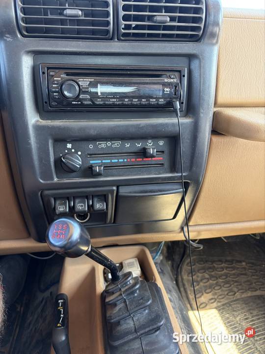 Jeep Wrangler 40 TJ 3997cm3 Kańczuga