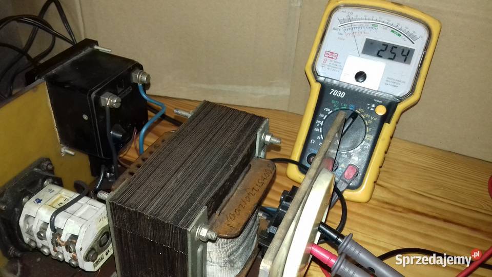 Zasilacz transformator 230300V