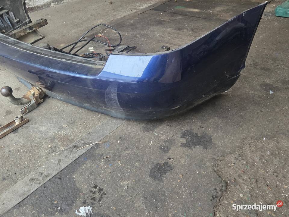 Hak i zderzak tył lift Audi A4 B5 warmińsko-mazurskie Rybno