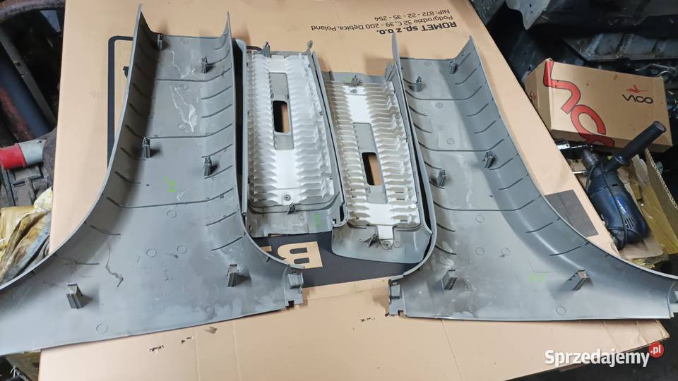 nissan xtrail t30 osłony plastiki listwy Goleniów