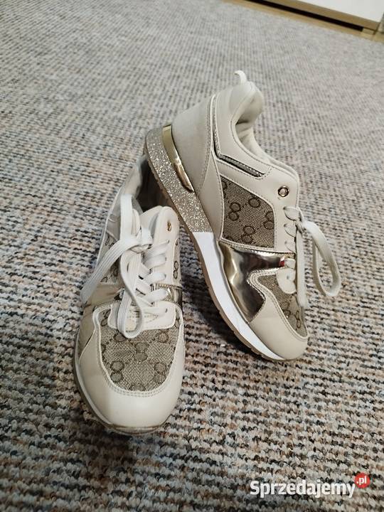 Adidasy damskie 40 inna sprzedam