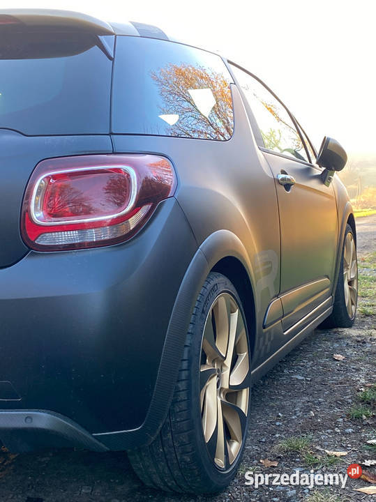 Citroen DS3 Racing złotyczarny mat carbon