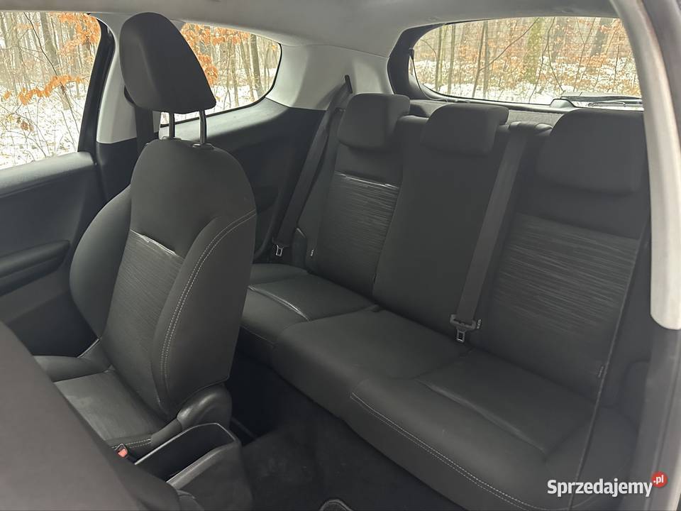 Peugot 208 10 benz 2013r Starogard Gdański