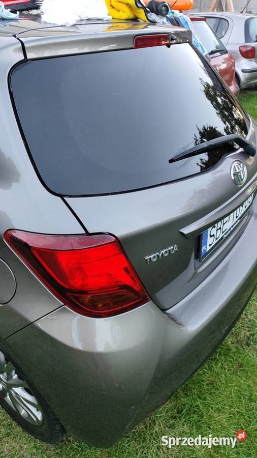 Toyota YARIS 13 benzyna 2016 Comfort kupiony w polskim salonie Siewierz