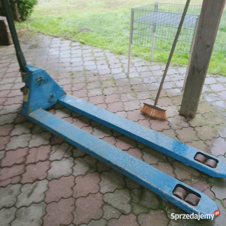 Paleciak z długimi widłami wielkopolskie Dobra