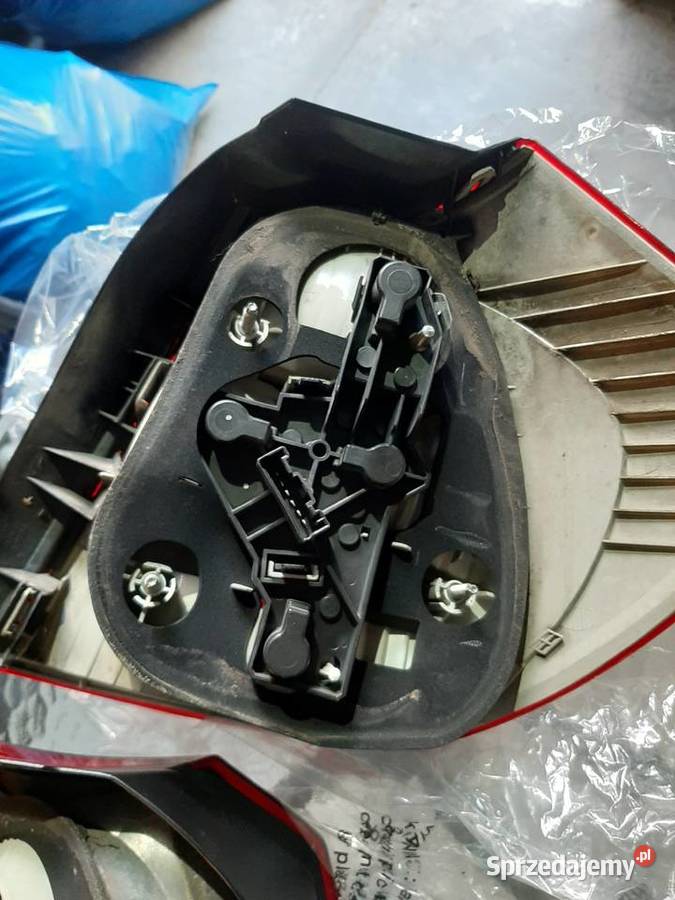 Lampy Tylne E87 Przedlift Prawa Lewa Komplet osobowe Warszawa