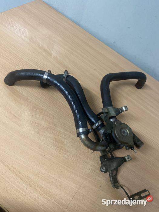Termostat Honda CBR 1000F SC21 Poznań