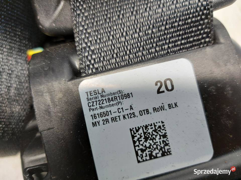 TESLA MODEL Y 2022r PAS BEZPIECZEŃSTWA PRAWY TYŁ sprzedam